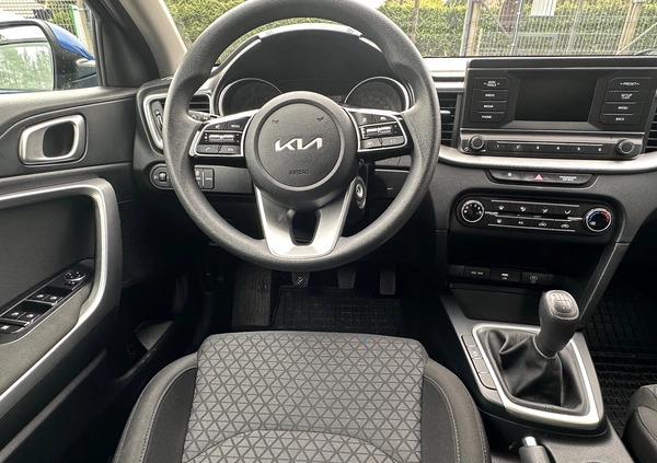 Kia Ceed cena 77900 przebieg: 18453, rok produkcji 2023 z Chorzów małe 154
